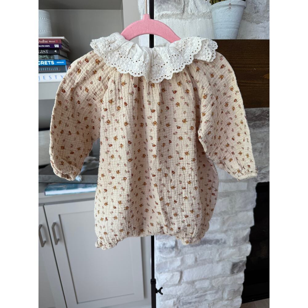 Baby Girls Beige One Piece Romper Snap Button Outfit Infant Size 12-24 Months